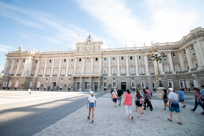 Madrid: Royal Palace Expert Guided Tour with Optional Tapas - Skipping the Line at Madrid’s Royal Palace, Without Losing the Plot