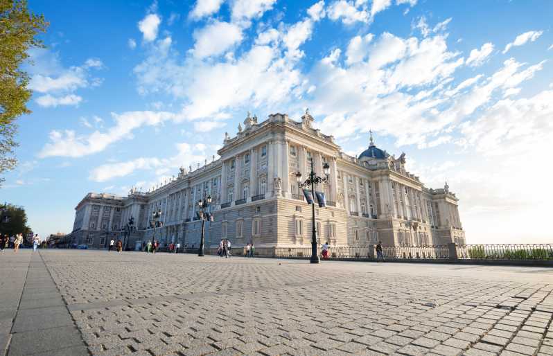 Madrid: Royal Palace Guided Tour with Skip-the-Line Entry - Who should book this skip-the-line Royal Palace tour
