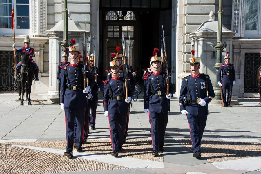 Madrid: Royal Palace Guided Tour with Skip-the-Line Entry - Price and value: why $41 often feels fair for this palace