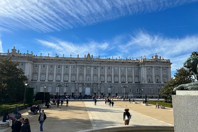Madrid: Royal Palace Guided Tour with Skip the Line Ticket - Who Should Book This Tour (and Who Might Not)