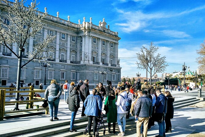Madrid Royal Palace Professional Guided Tour with Skip the Line - Throne Room, Hall of Columns, and Tiepolo frescoes