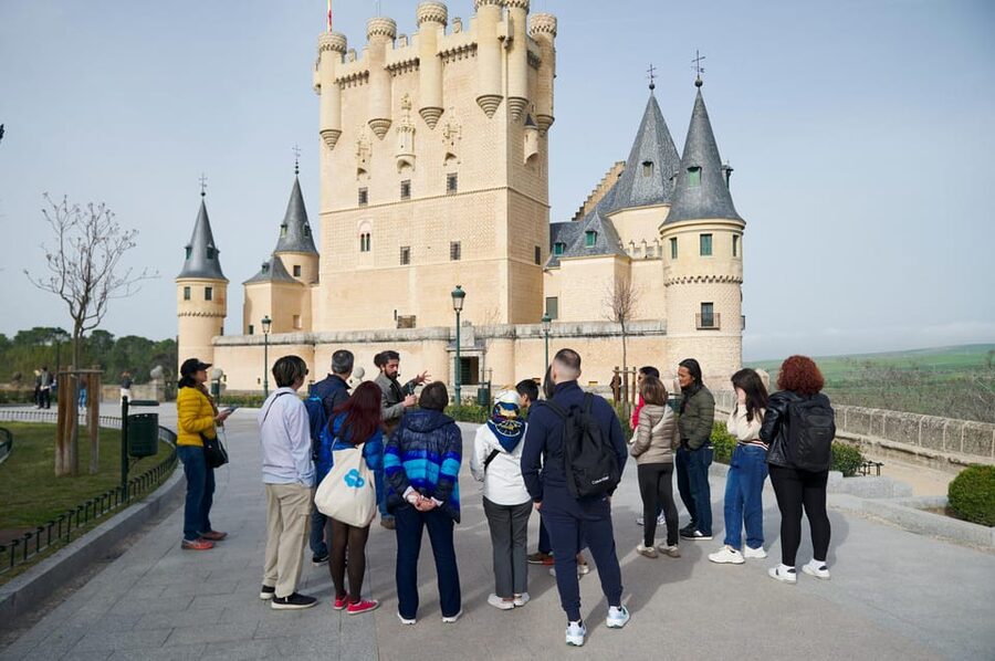 Madrid: Segovia and Toledo Tour, Alcazar, and Cathedral - Segovia Highlights: Roman Aqueduct and Alcazar on a Tight Schedule
