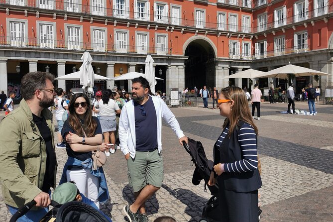 Madrid: Street Food Walking Tour in the Plaza Mayor Area - Mercado de San Miguel surroundings, tasting outdoors right now