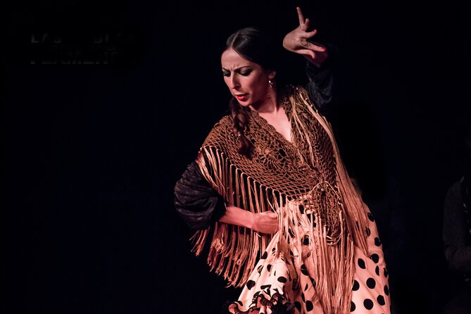 MADRID TABLAO FLAMENCO LAS TABLAS PLAZA ESPAÑA Admission Ticket - Seats, Sightlines, and the Reality of a Small Room