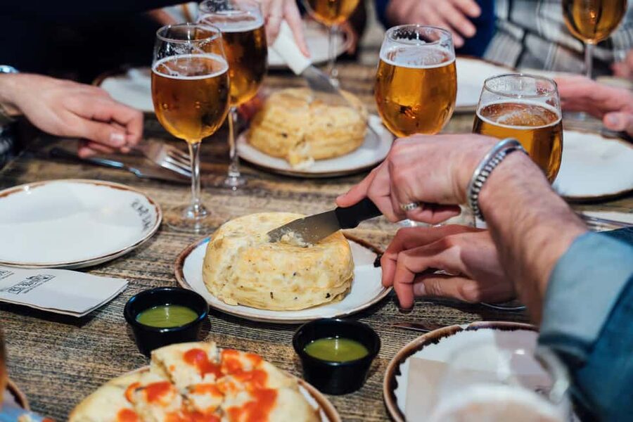 Madrid: Tapas Food Tour with Drinks and Food - Starting at Plaza de los Carros, ending near Plaza Mayor