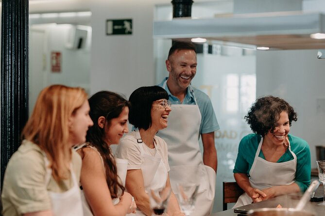 Madrid Tapas & Paella Cooking Experience with Local Market Visit - Ferretería Restaurante kitchen time: A small group class that stays practical