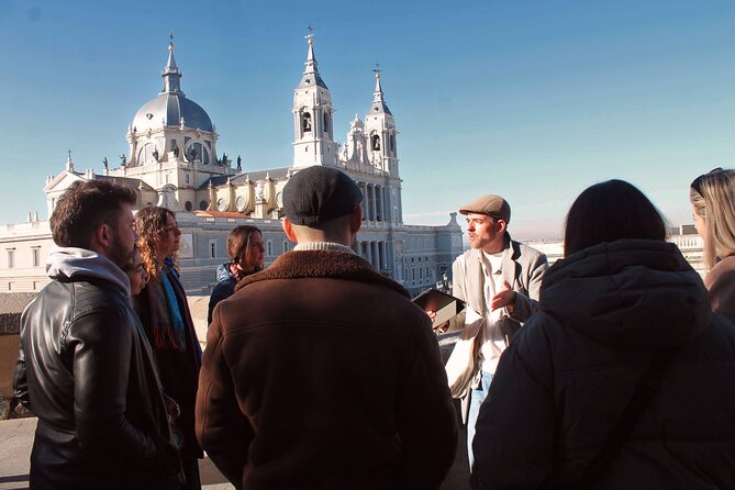 Madrid Tapas, Wine and History Tour - Plaza Mayor walking time: history you can feel under your feet