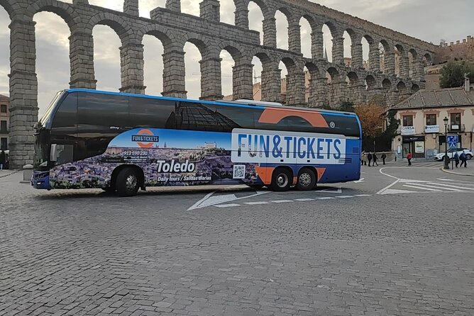 Madrid to Avila & Segovia: Full-Day Highlights Tour - Guides, headphones, and how to hear every fact