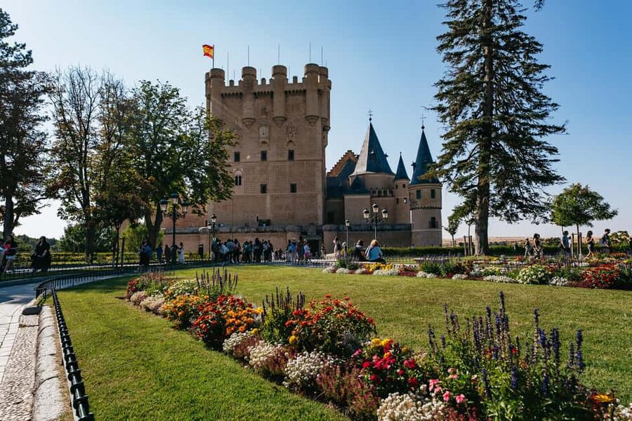 Madrid: Toledo & Segovia Full Day Guided Tour with Alcázar - The Segovia Switch: Aqueduct First, Then Cathedral