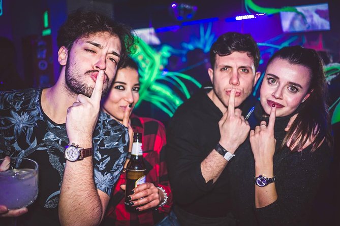 Madrid: Top Pub Crawl Madrid & Party - Guides are the difference: how hosts affect your night