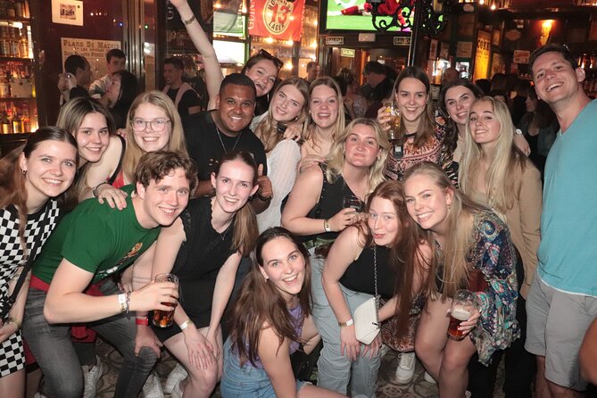 Madrid: Top Pub Crawl Madrid & Party - Your route, stop by stop: what you can expect