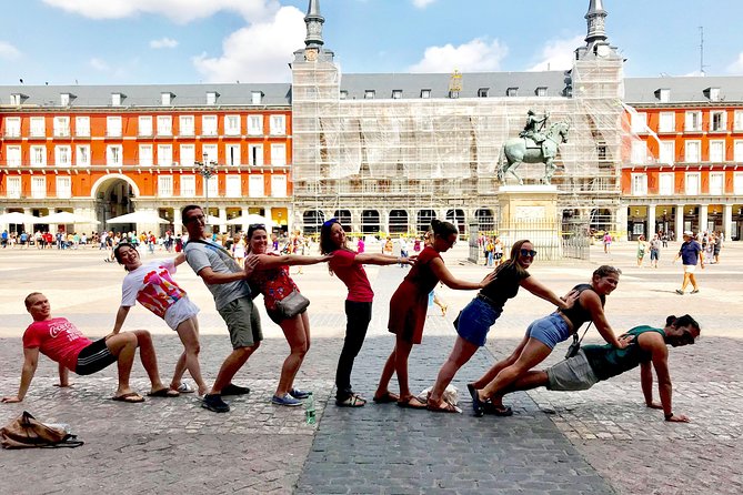 Madrid: Treasure Hunt Experience - The hunt across Madrid landmarks you actually remember