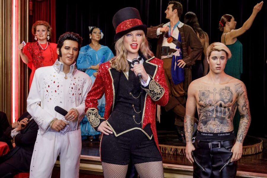 Madrid: Wax Museum Entry Ticket - Pop culture favorites, sports stars, and the celebrity mix