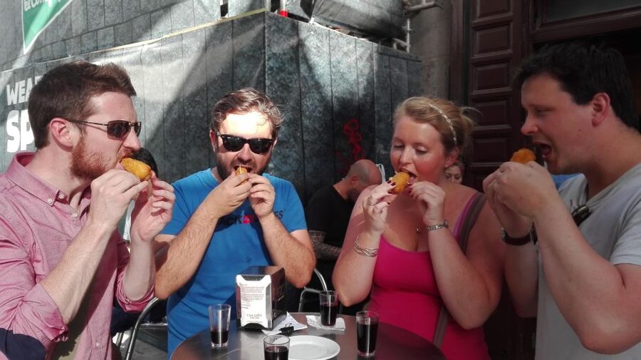 Madrid: Wine & Tapas Lunch tour - Meeting at Plaza de Isabel II and Getting Oriented Fast