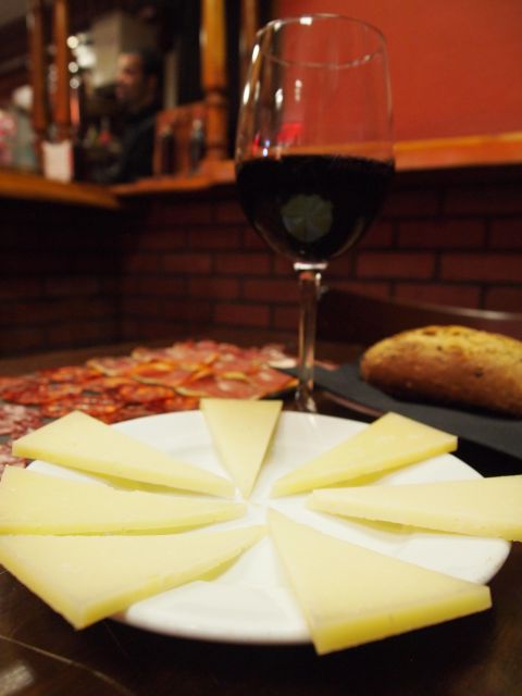 Madrid: Wine & Tapas Lunch tour - Inside the Local Tavern World: How the Stops Work