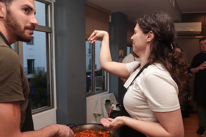 Paella Workshop with Bottomless Sangria in Central Madrid - Who this paella workshop suits best