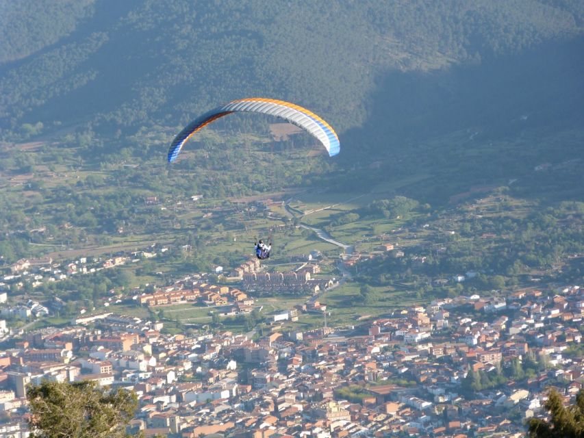 Paragliding Tandem Flight from Madrid - Meeting point in Madrid and how the 3-hour block feels