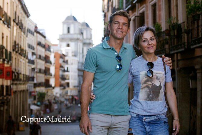 Private Photo sessions in Madrid - A Private Madrid Photo Session That Feels Like a Walk