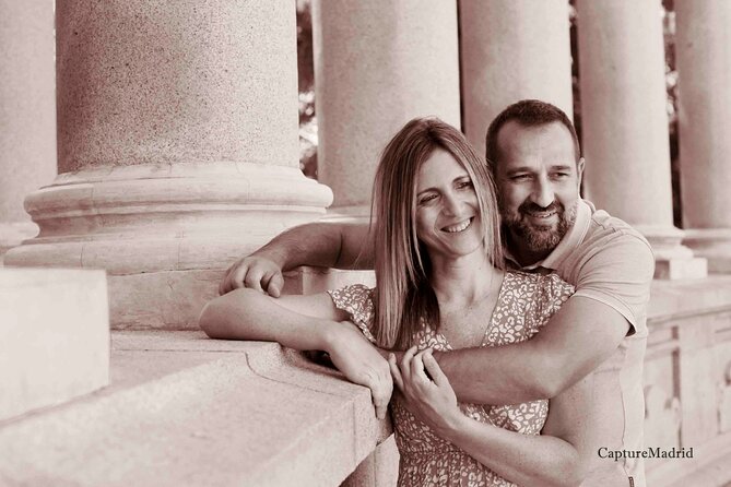 Private Photo sessions in Madrid - Meet Eva at El Retiro Park, the Best Way to Start Soft