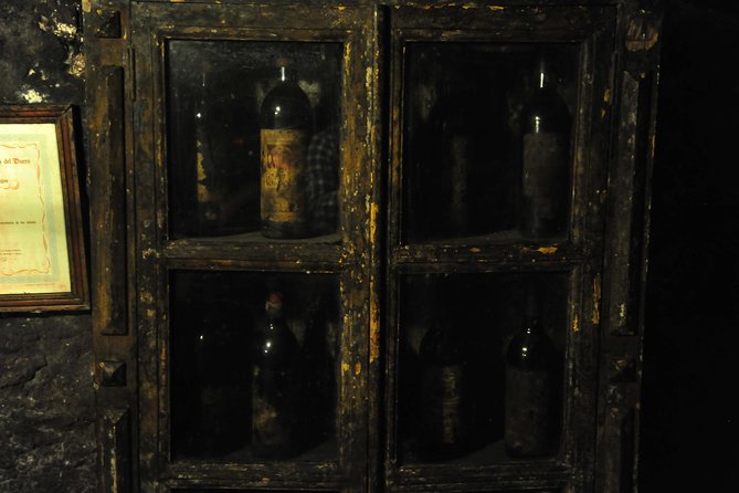 Ribera del Duero Wineries Guided Tour & Wine Tasting from Madrid - Lunch in Roa: plan it your way, then get back to wine
