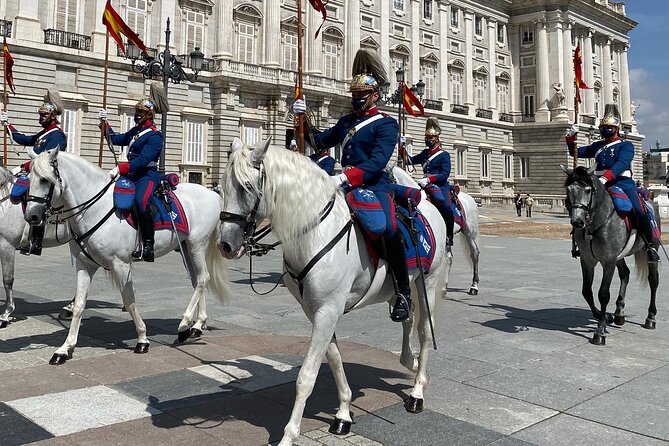 Royal Palace Madrid Small Group Tour with Skip the Line Ticket - What you’ll see: Columns Hall, Sabatini staircase, and the Throne Room