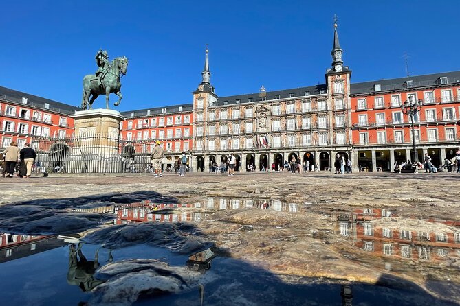 Royal Palace of Madrid Small Group Skip the Line Ticket - Plaza Mayor First, So You Understand What You’re Looking At