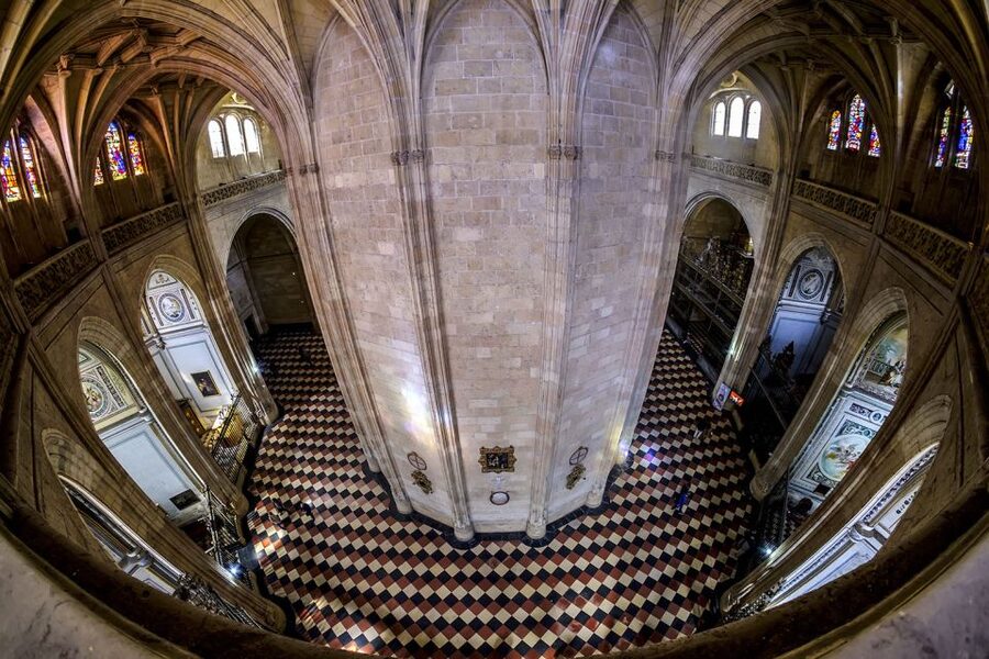 Segovia Cathedral Entrance Ticket - Western facade and courtyard views, where you can take a breather
