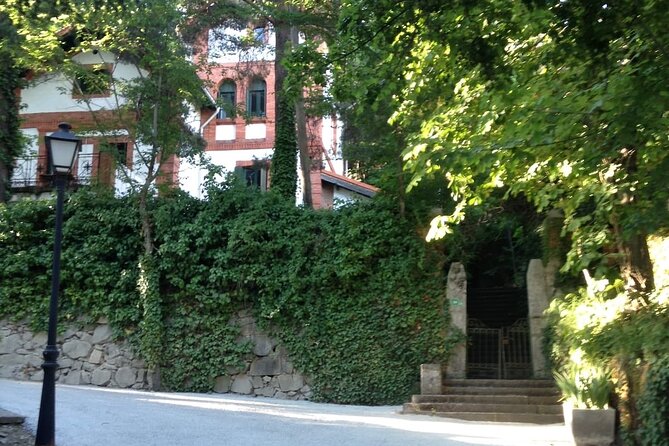 Stone Carving in Cercedilla/Madrid - The Mindfulness Angle: A Calm Tempo You Can Feel in Your Body