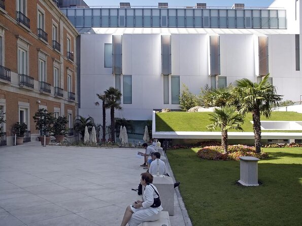 Thyssen Bornemisza Museum Private Guided Tour - Key Things to Know Before You Go