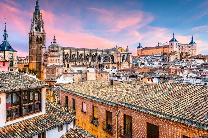 Toledo Experience Tour from Madrid with optional Toledo Cathedral - Buses, Bathrooms, and Bilingual Announcements: The Real-Life Friction Points