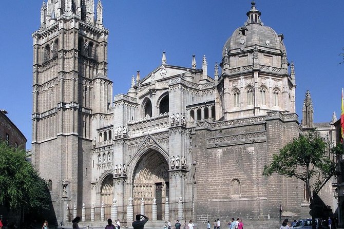 Toledo Full-Day Walking Tour with Guide from Madrid - Why Toledo feels like Spain in miniature