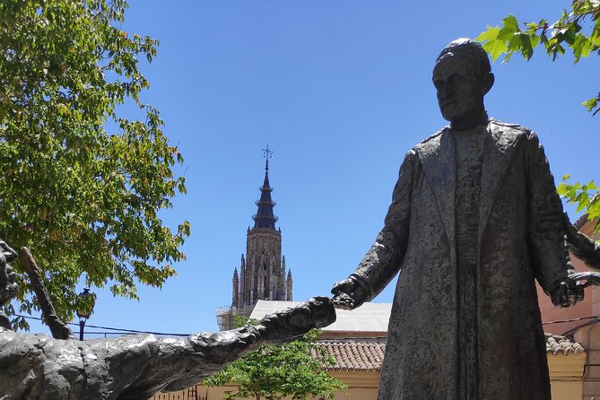 Toledo Half-Day Tour with St Tome Church & Synagoge from Madrid - Iglesia de Santo Tomé: the Burial of the Lord of Orgaz connection