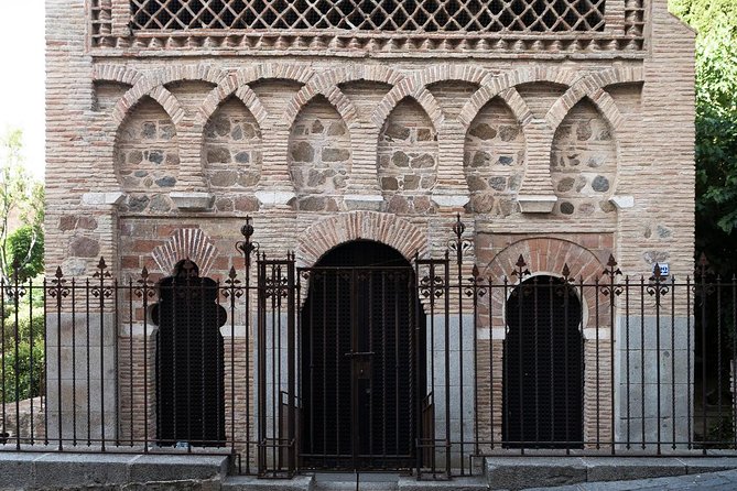 Toledo Half or Full Day Tour with Optional Lunch from Madrid - Synagogue of Sta. Maria la Blanca: where Jewish Toledo becomes visible