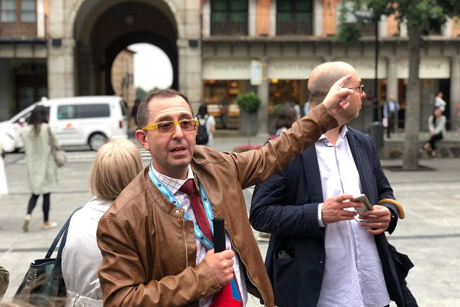 Toledo Jewish Heritage Private Tour with expert local guide - The Jewish Quarter walk: narrow streets and underground layers