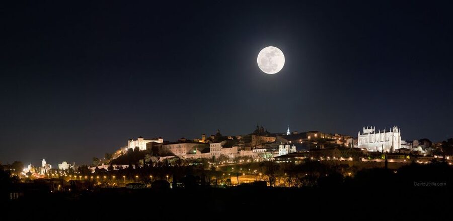 Toledo: Una Mágica noche Toledana - Zocodover start point, and how the tour sets your bearings