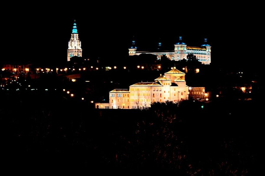 Toledo: Una Mágica noche Toledana - Timing, heat, and what to wear for the best experience