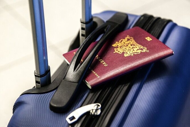 Transfer: Barajas Airport (MAD) to Madrid City Center - Watch-outs: flight delays, missed pickups, and car limits
