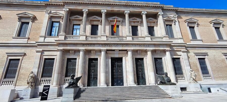 Visit the National Archaeological Museum in Madrid - First stop: finding the National Archaeological Museum at speed